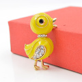 CINDY XIANG Cute Little Duck Brooch Pin Yellow Enamel Animal Brooch Pin Summer Kids T-shirt Pin Rhinestone Jewelry Drop Shipping