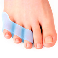 4pcs Three-hole Little Toe Separator Overlapping Toes Correcttor Bunion Blister Pain Relief Toe Straightener Protector D3493