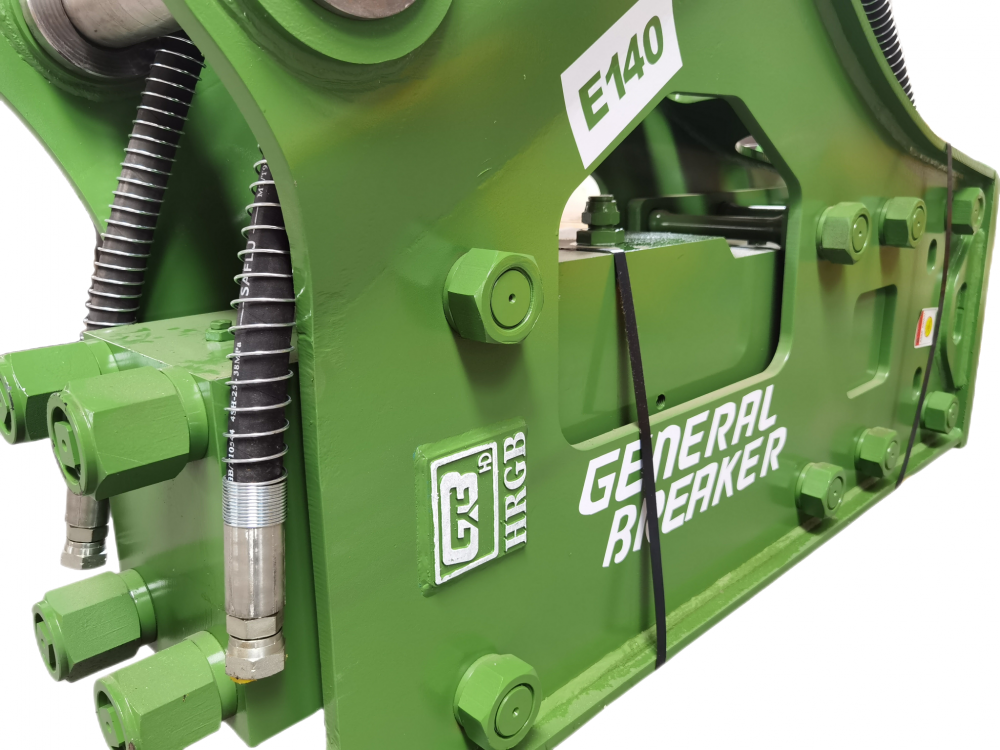 E140 quartering hammer for hydraulic excavator