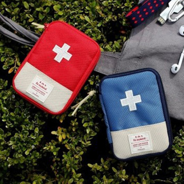 Portable First Aid Kit Bag mini Medicine Package Oxford cloth Medicine Divider Storage Organizer for Travel outdoor home