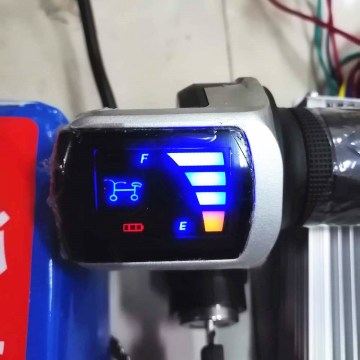 24V 36V 48V ebike throttle with LED display Indicator/ON-OFF Key Lock for electric bike/bicycle/scooter twist throttle