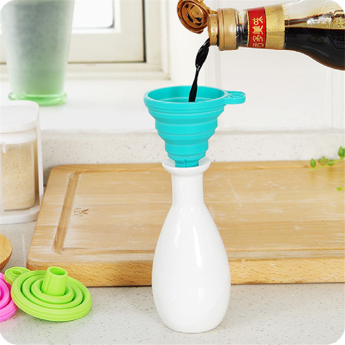 Useful Collapsible Style Funnel Hopper Protable Mini Silicone Gel Foldable Kitchen Cooking Tools Accessories Gadgets D3