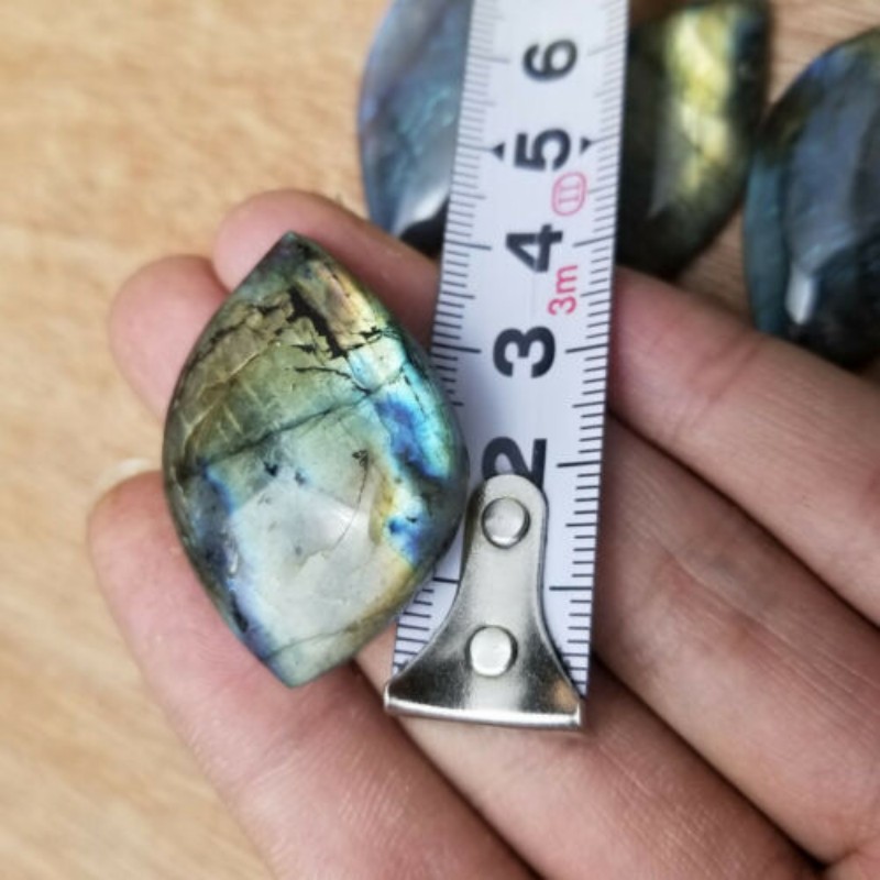 1PC Madagascar Rough Polished Natural Labradorite Stone Crystal for Pendant Necklace Earrings Bracelet Diy Jewelry Making