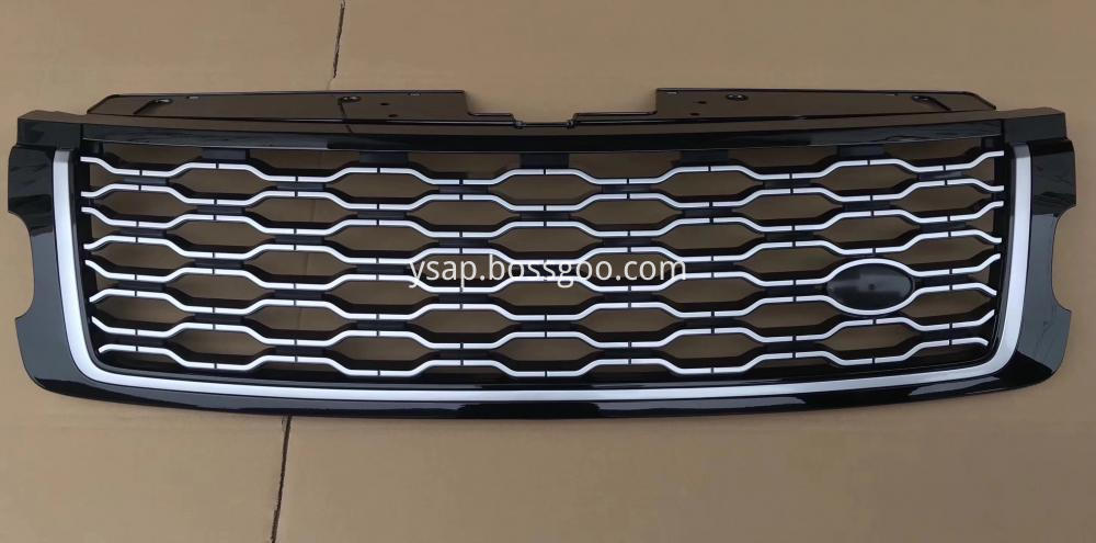 Range Rover Vogue SVO Grille