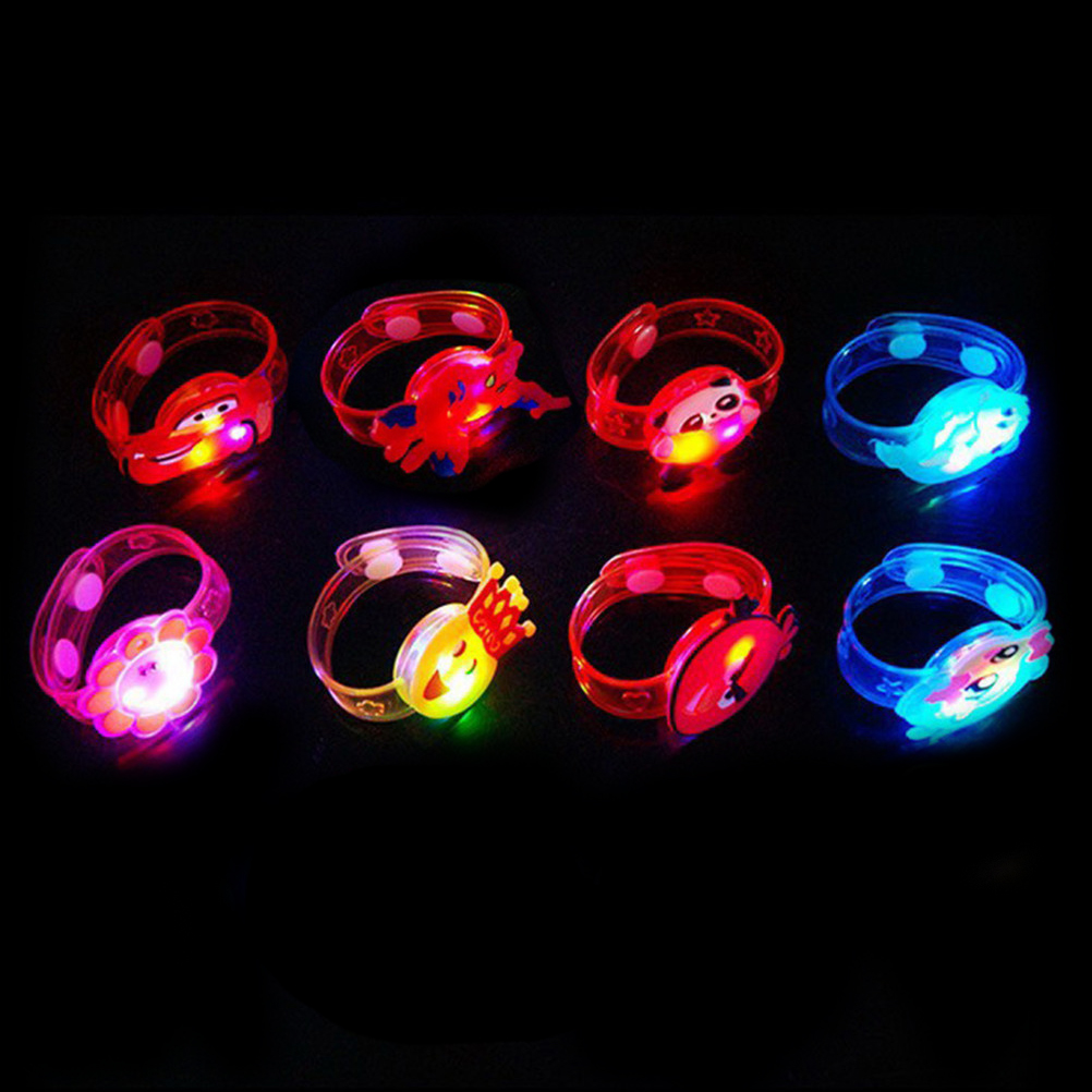 1 Pcs Cartoon Flashlight LED Wrist Watch Bracelet Halloween Kids Gift Bracelets Fluorescent Event Festive Party Supplies Decor