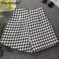 She'sModa 2020 New Woolen Blends Plaid New Autumn Winter Women's Shorts Plus Size