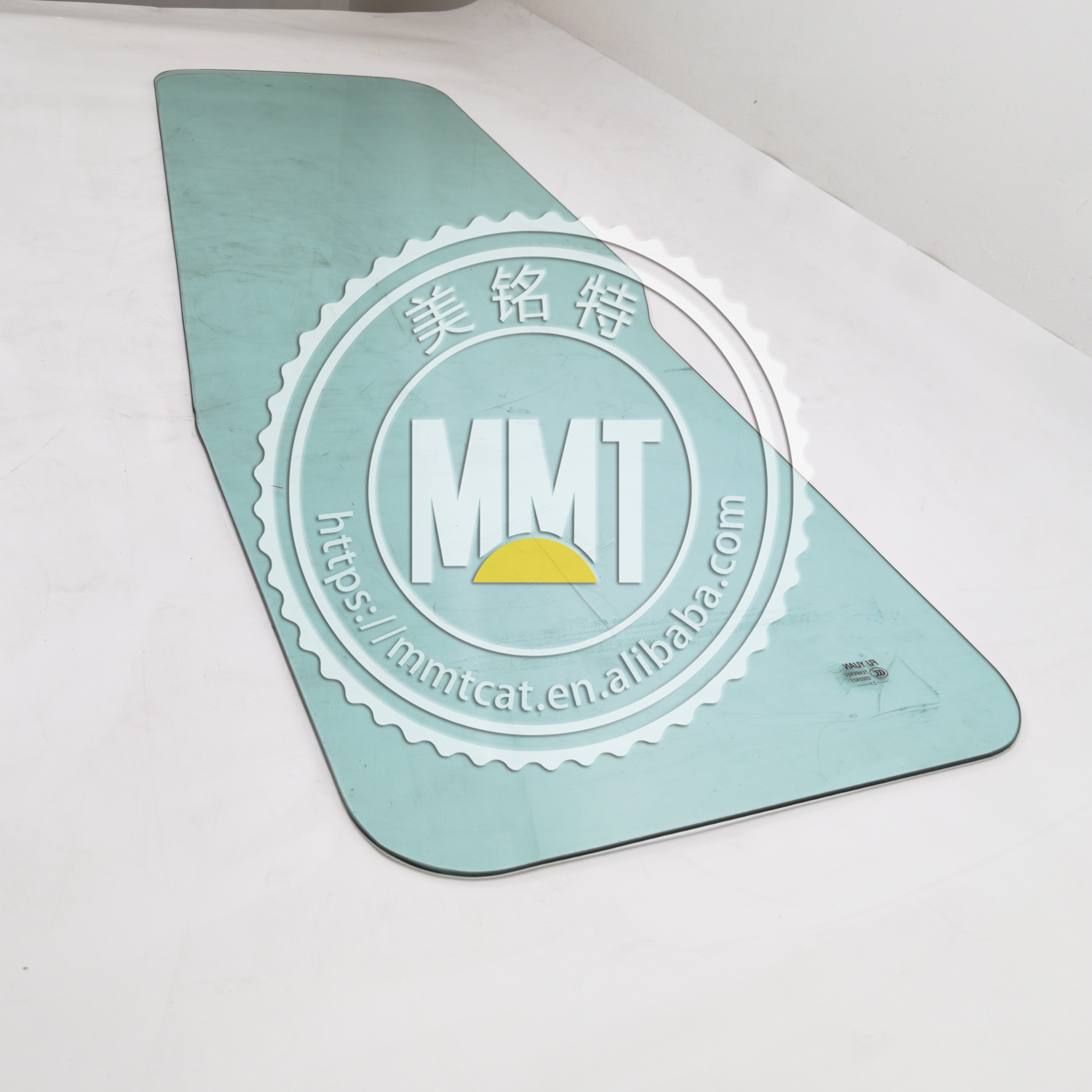 D7R safety glass 125-8254
