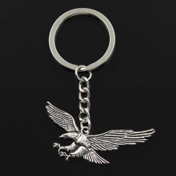 New Keychain 28x50mm Hawk Eagle Pendants DIY Men Car Key Chain Ring Holder Keyring Souvenir Jewelry Gift