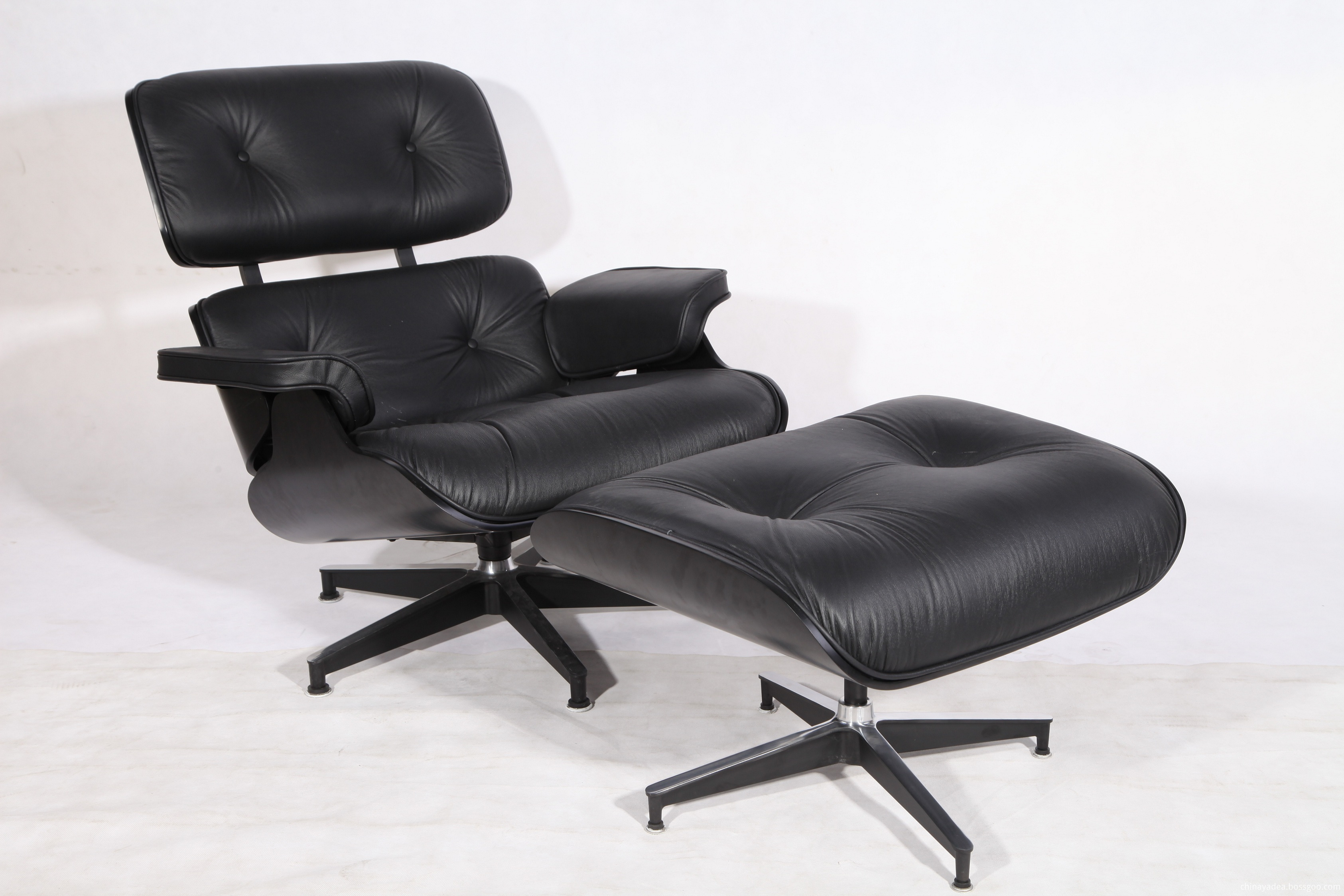 Charles and Ray Eames Black version 