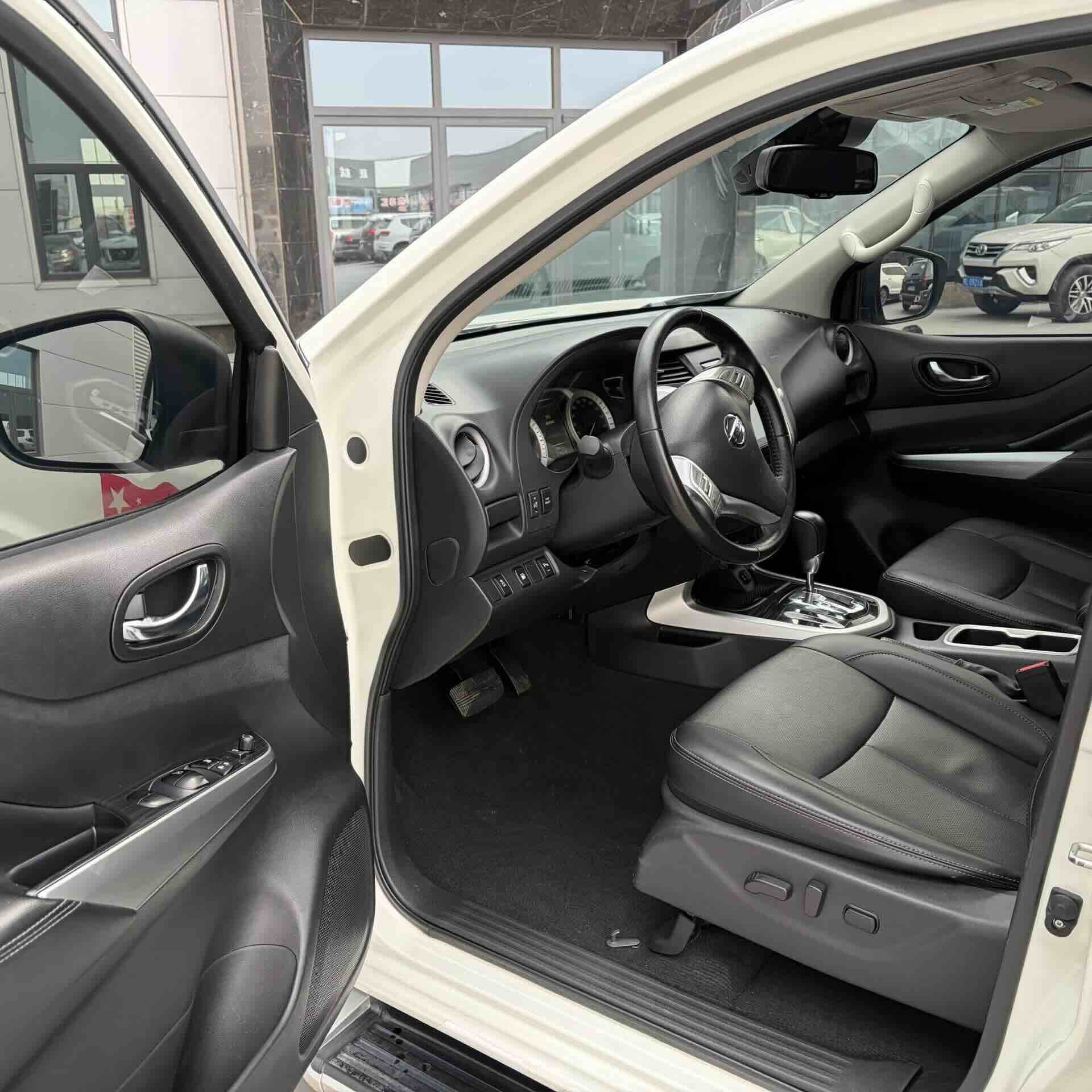 2020 Nissan Terra Flagship Edition
