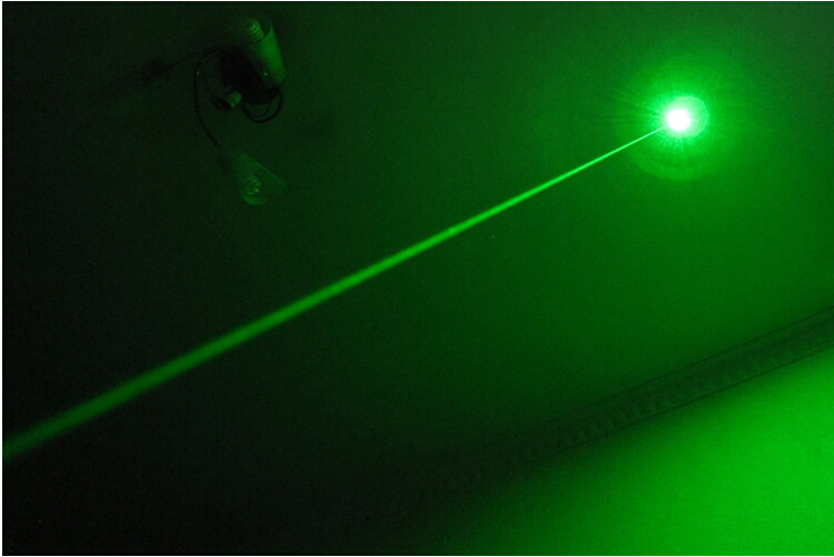 Hot! High Power Military 500W 500000M 532nm Green Laser Pointer Flashlight Light Focus Burning Match Burn Cigarettes Hunting