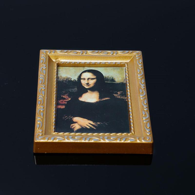 Dongzhur Dollhouse Miniature 1:12 Mini Decorative Accessories Antique Manny Frame Oil Painting Mona Lisa DIY Wooden Doll House