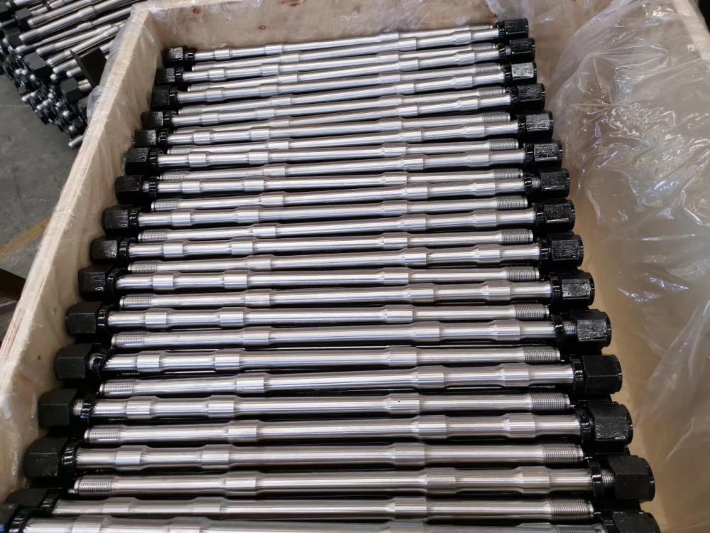 Hydraulic Hammer Through Bolt