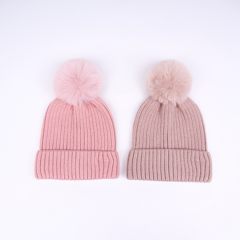 Cute children's knitted hat