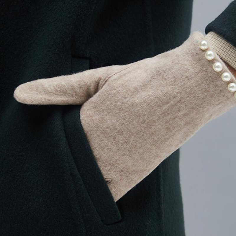 Winter Women Warm Cashmere Embroidery Touch Screen Gloves Female Rabbit velvet High-end Pearl Ring Thicken Driving Mittens H69