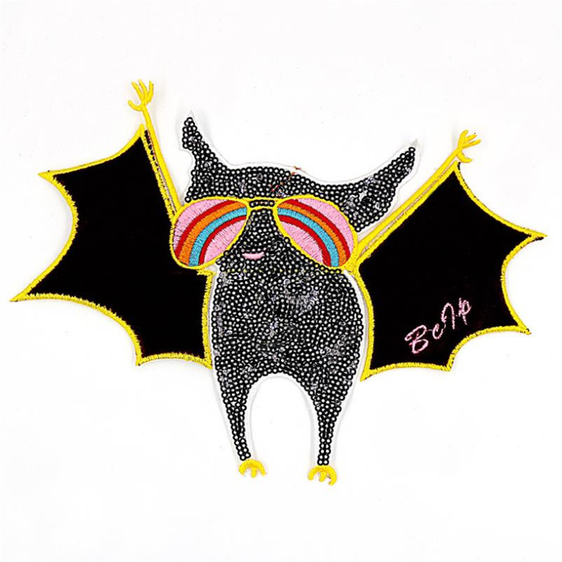 Cartoon bat Patches for clothing T shirt women Sequined Sequins T-shirt Women Fashion Tops Shirt Girl Biker Patch for Clothes