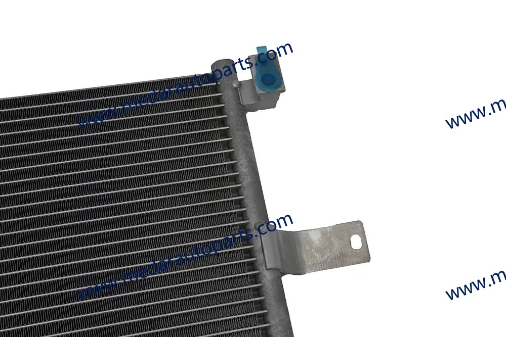 High Quality Auto Parts AC Condenser for Arrizo 5