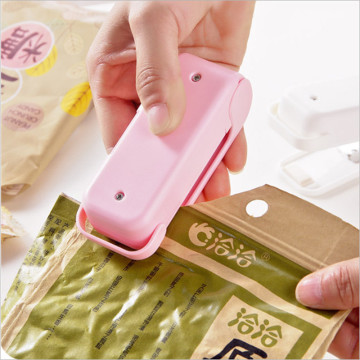 Kitchen Accessories Tools 1Pc Mini Portable Food Clip Heat Sealing Machine Sealer Home Utensils Snack Bag Sealer Kitchen Gadgets