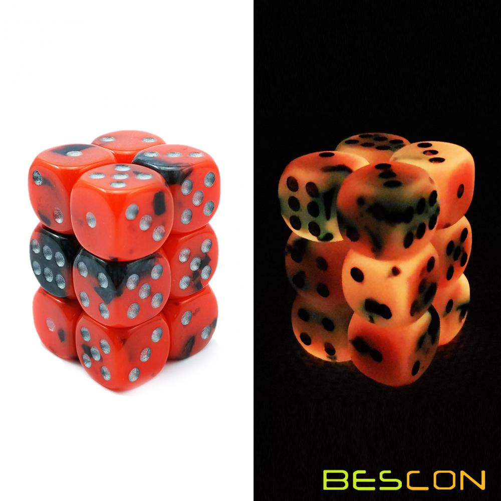 Glowing Board Game Dice 16mm D6 With Pips 4