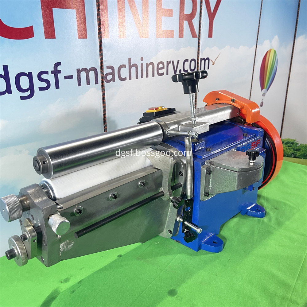 Soft Cylinder Insole Cementing Machine 3 Jpg