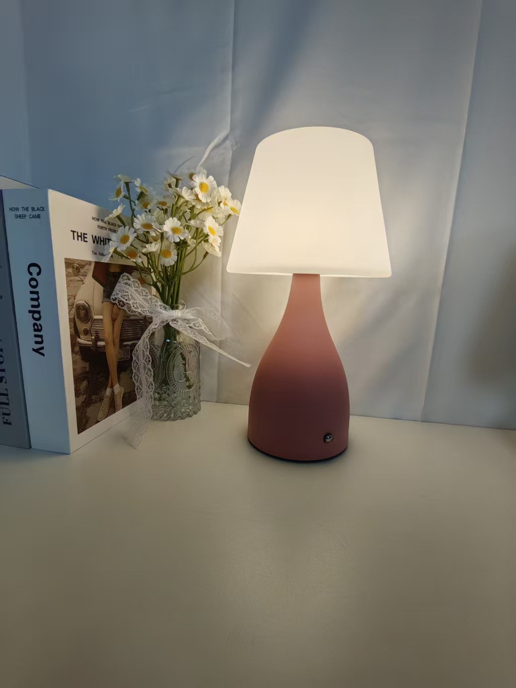 luxury-cream-colored-dimmable-table-lamp