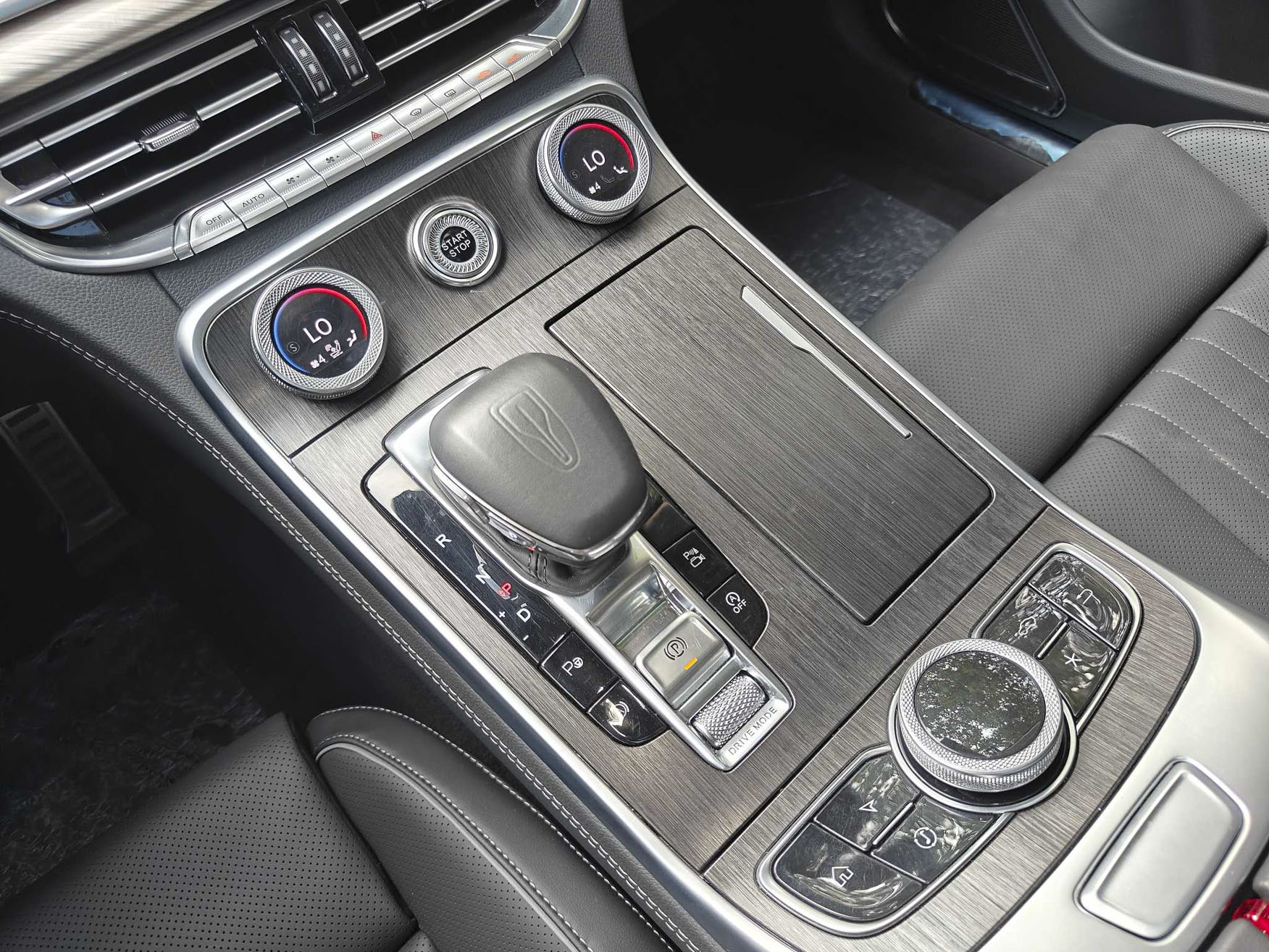Rear-wheel Drive Flagship