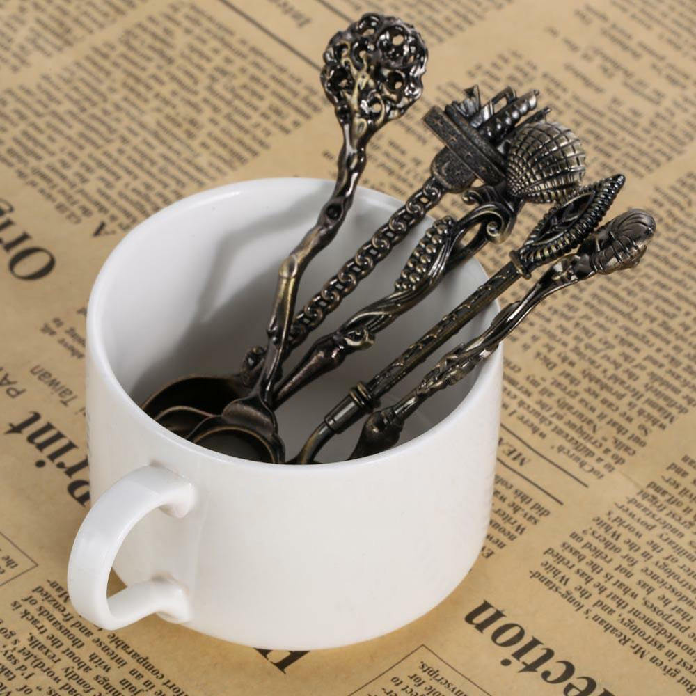 5pcs/set Vintage Royal Style Spoons Mini Bronze Dessert Fruit Spoon Luxury Dessert Coffee Tea Spoons Tableware