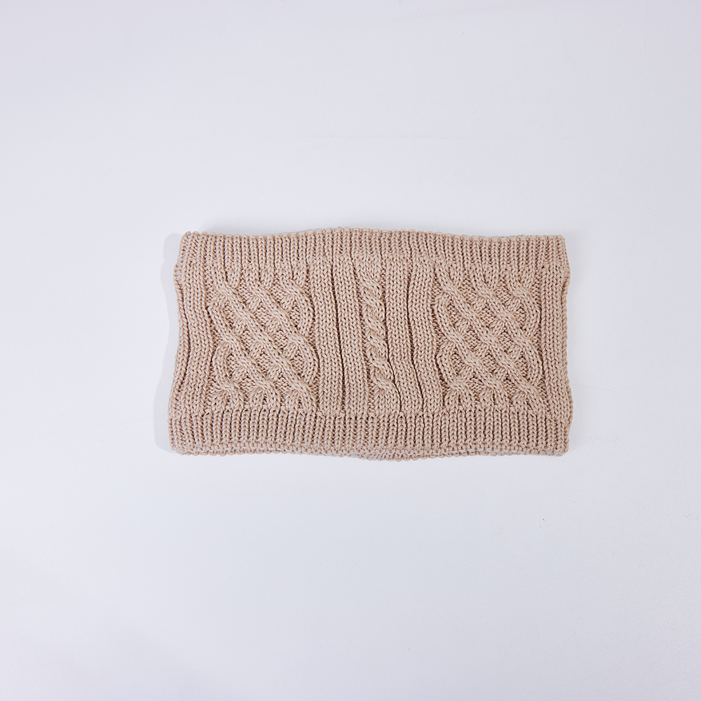 Cf W 0009 Knitted Scarf 1