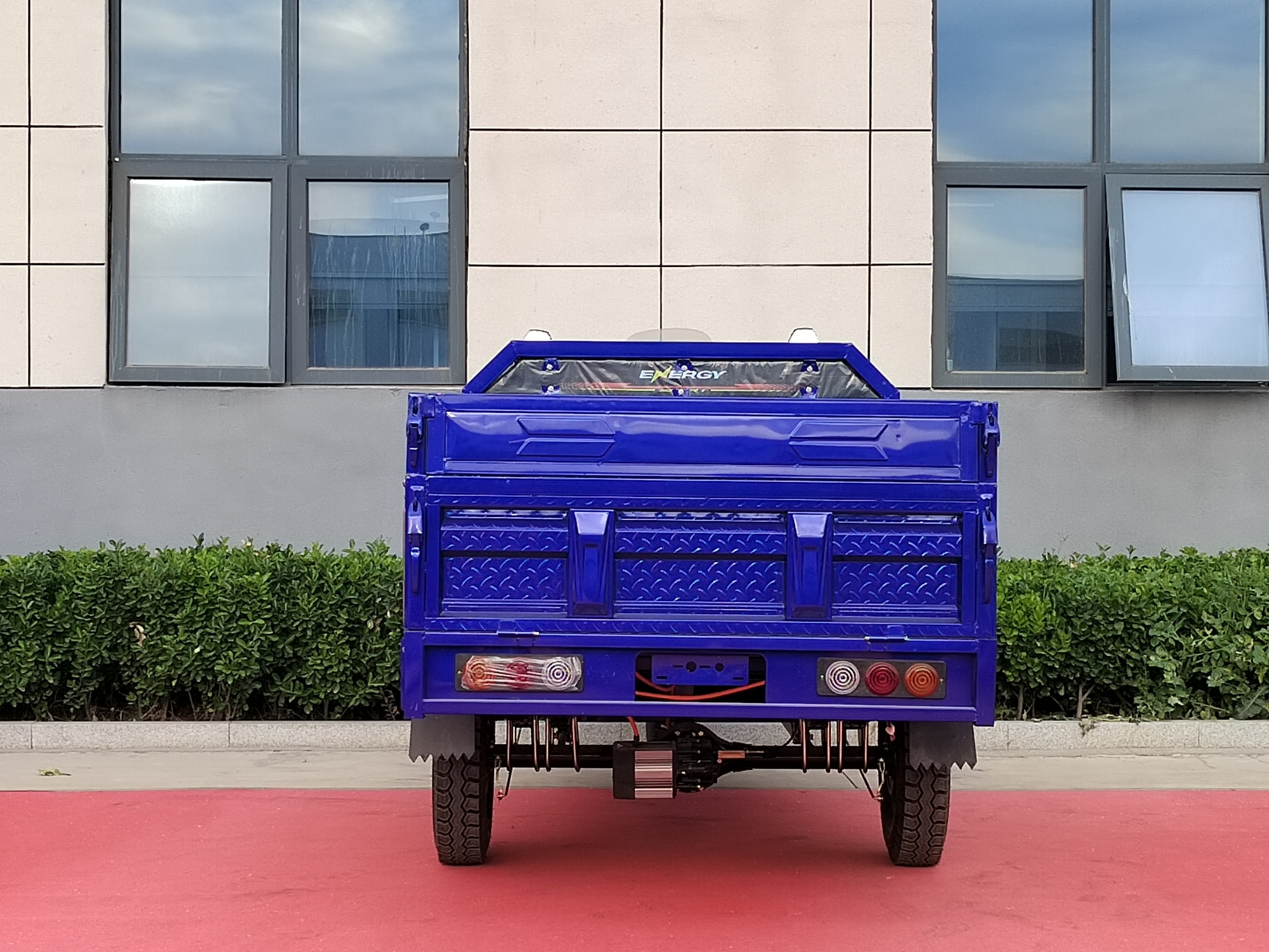 Big G five-lamp QJ180 seven-wheel electric tricycle