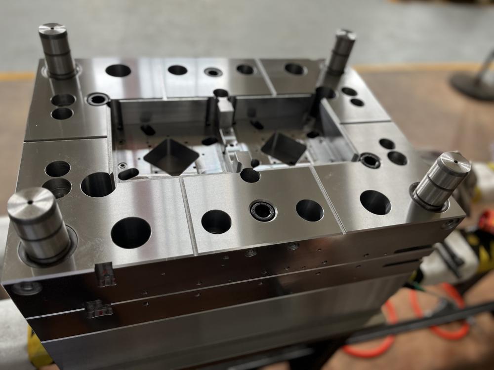 Customized Plastic Mold Base 2