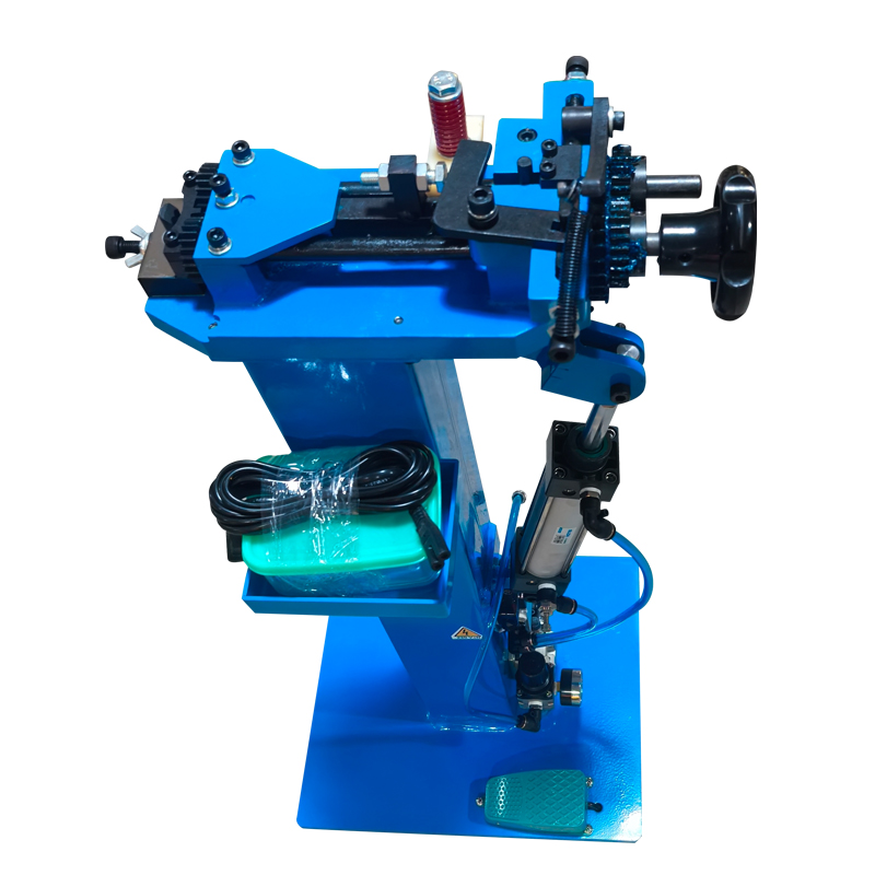 SC-13 Belt Loop Connection Fastener Machine (3)