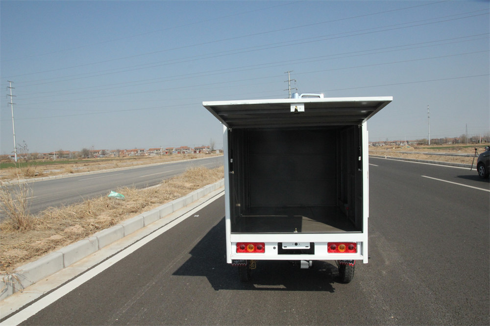 Electric Tricycle With 1 6 Metre Cabin