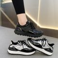 YRRFUOT 2020 Winter New Women's Shoes Plus Velvet Mid-cut Non-slip Walking Shoes Outdoor Trend Women Causal Sneakers All-match