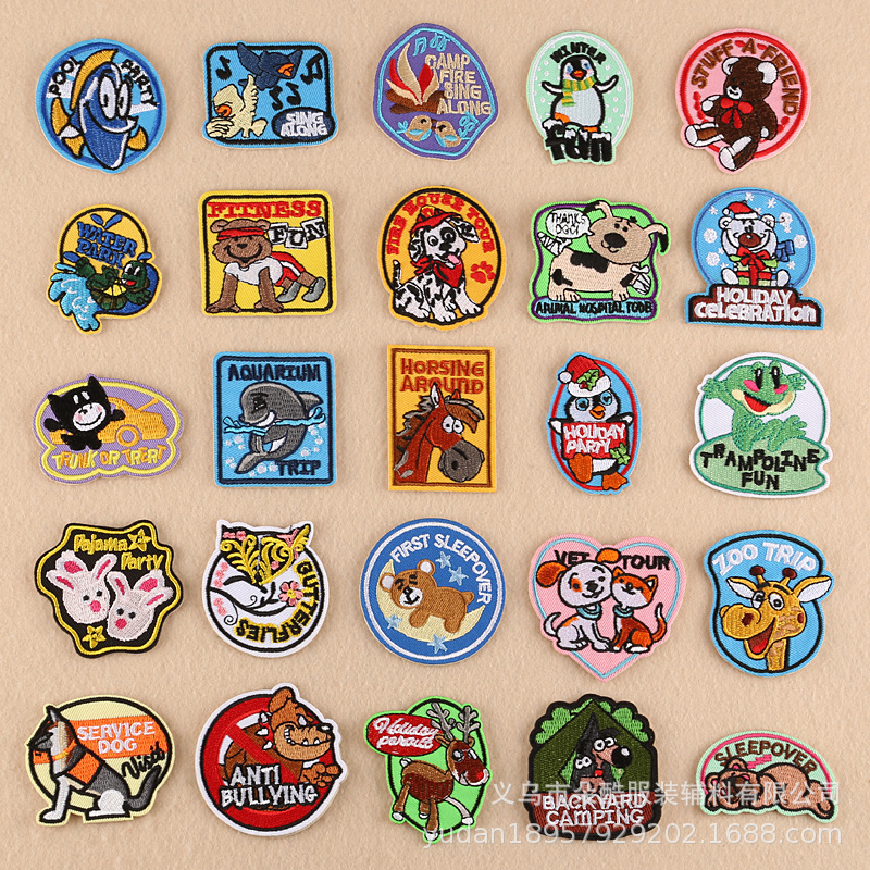20pcs parches bordados Appliques Jacket Patch Iron On Patches For Clothing Cartoon Dog Pig Cow Giraffe Patchwork Stickers Badge