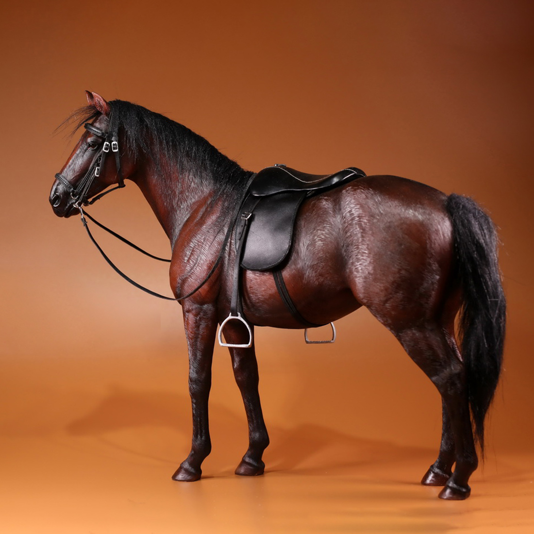 2020 New Hot 33cm 1/6 Scale Germany Hannover Warm Blooded Model Horse Decoration - Dark Brown