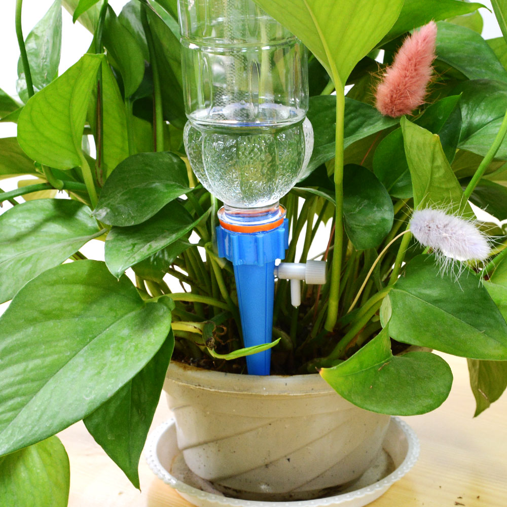1pc Auto Drip Irrigation Watering System Automatic Watering Spike Plants Flower Indoor Household Waterers Bottle dripping device