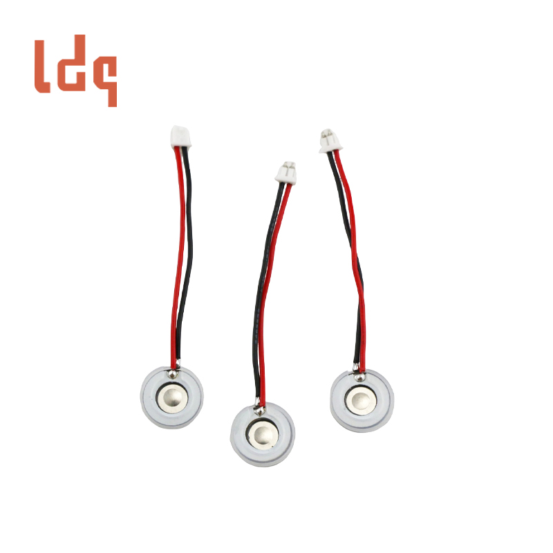 Atomizer plate for intelligent steam eye mask