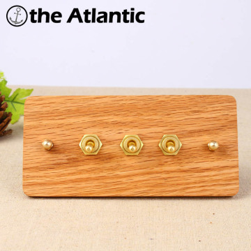 2017 Hand Made Wall Switch 3 Gang 1/2 Way Universal Standard European Retro Switch 10A 110-250V Wood Panel Brass Lever 154*75mm