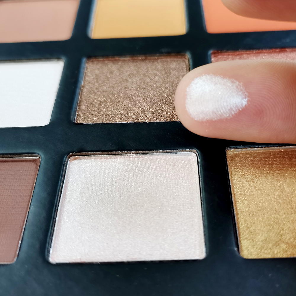 16 Colors Eyeshadow Palette2