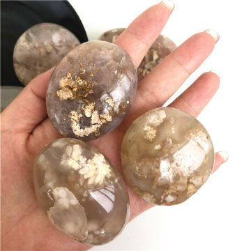 Wholesales Natural Cherry Blossoms Palm Massage Therapy Polished Stone Natural Quartz Crystals Agate Play Stone