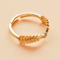 Fresh Sweet Leaf Adjustable Ring Female Light Luxury Olive Branch Finger Ring d88