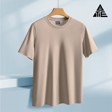 Seamless short sleeved t-shirt