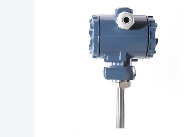 Capacitive liquid level transmitter