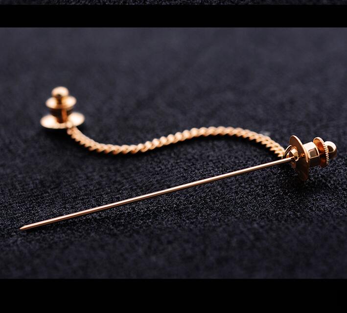 New Metal Tassel Neck Tie Collar Bar Pin Clip Ties Lapel Pins and Brooches Women Accessories Gifts for Men Brooch Jewelry Luxury