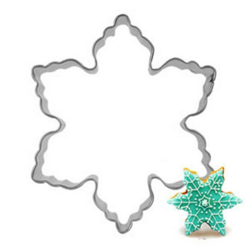 Snowflake Christmas Cookie Tools Cutter Mould Biscuit Press Icing Set Stamp Mold Stainless Steel Cake Decorating Tools Kitchen