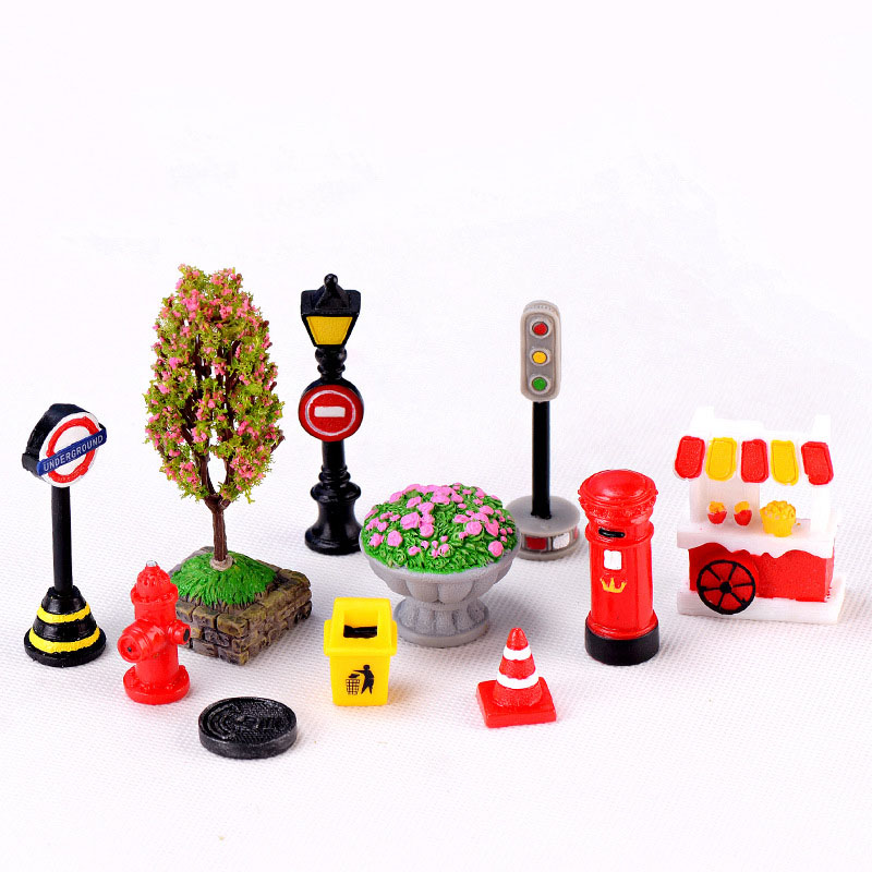 Mini Road Facilities Street Traffic Cone Mailbox Hydrant Garbage Can Flowerbed Miniature Street Micro Landscape Set Figurines