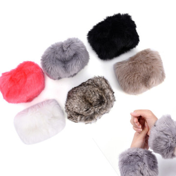 1Pair Women Winter Wrist Warmer Oversleeve Faux Fur Windproof Arm Bracelet Wristbands Arm Sleeves