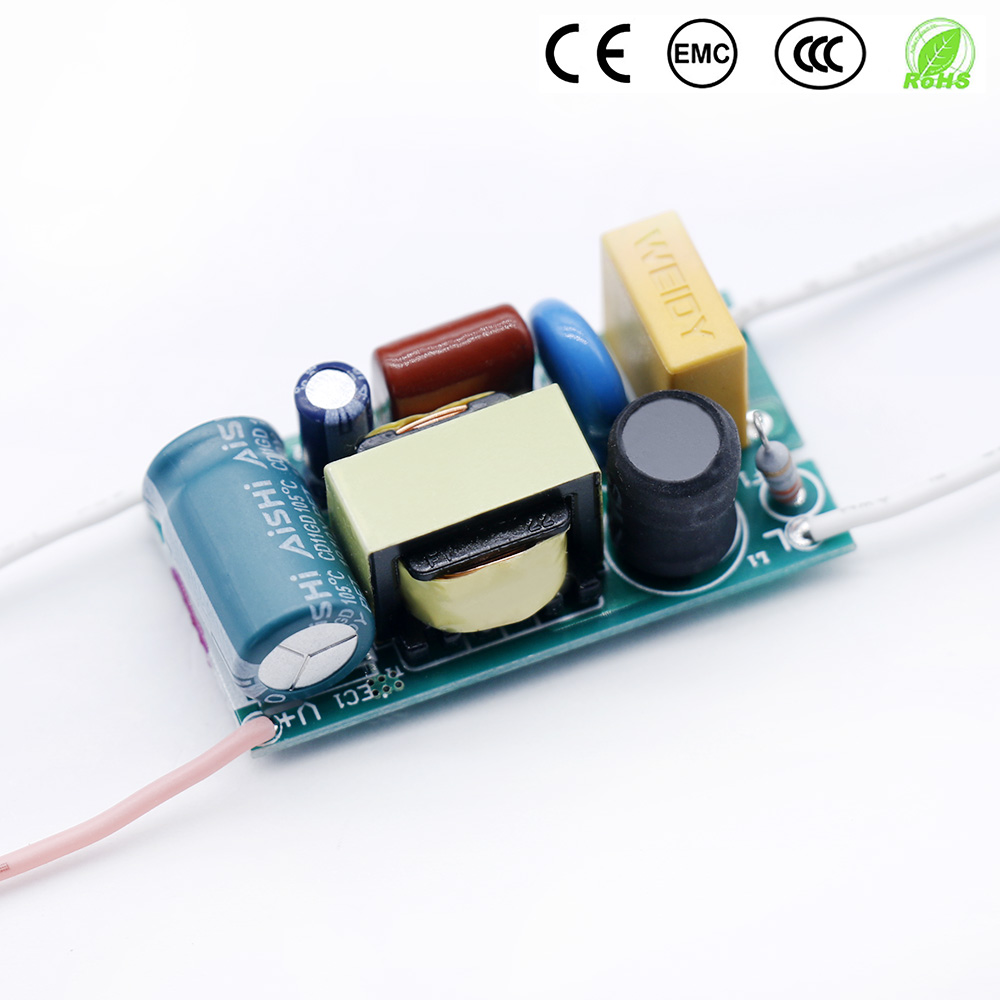 LED Driver 24-36W 300mA DC80-120V Power Supply Constant Current Automatic Voltage Control Lighting Transformers For LED Bulb