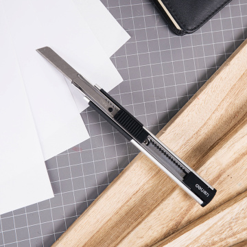 Deli Utility Knife Zinc alloy knife shell small utility knife blade Comfortable anti-slip grip