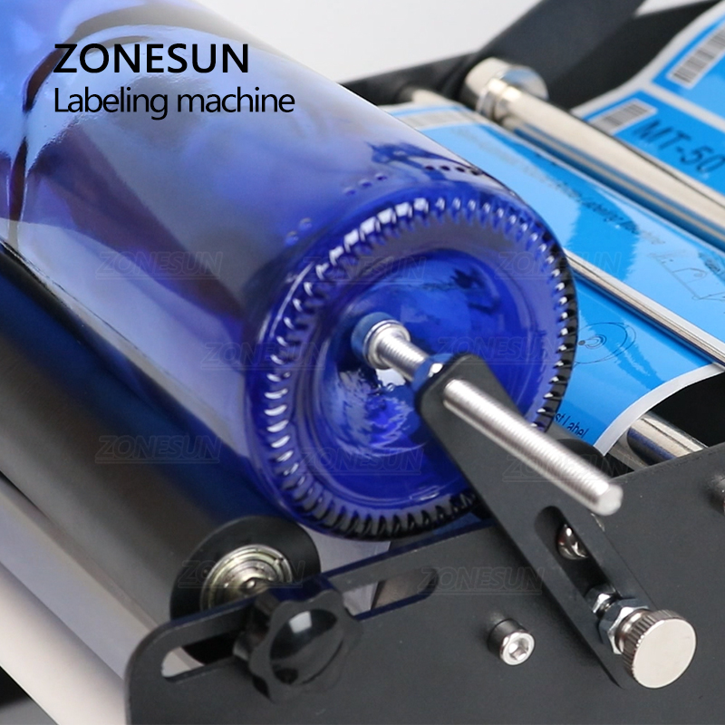 ZONESUN ZS-50W Sleeve Manual Mineral Water Plastic Round Bottle Labeling Machine For Round Bottles Sticker Label Packing Machine